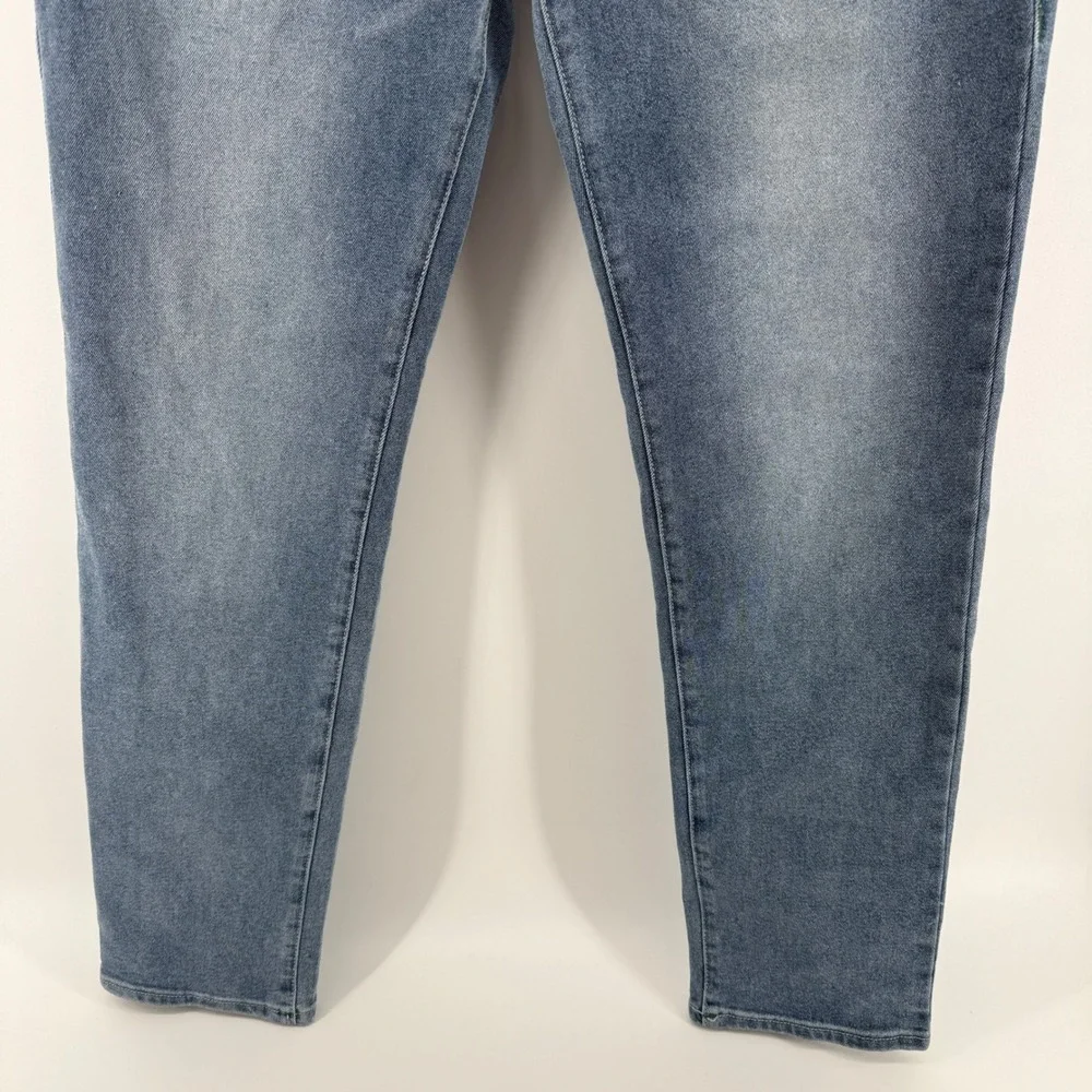 True Religion Geno SN Flap Slim Jeans 32 Light Icy Blue Pine Wash 700859‎ NEW